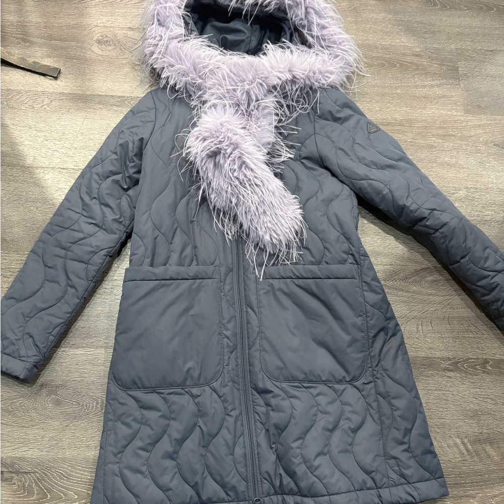 Barbour Women's Gray Quilted Puffer Coat with Faux Fur Trim
